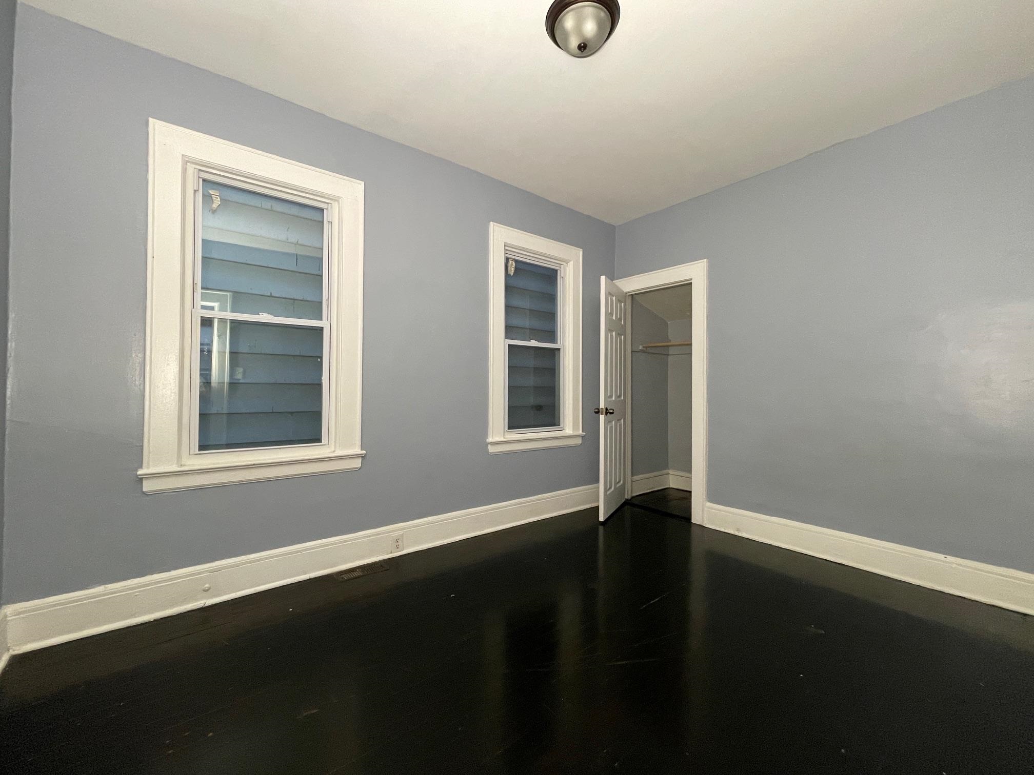 46 OAK AVE