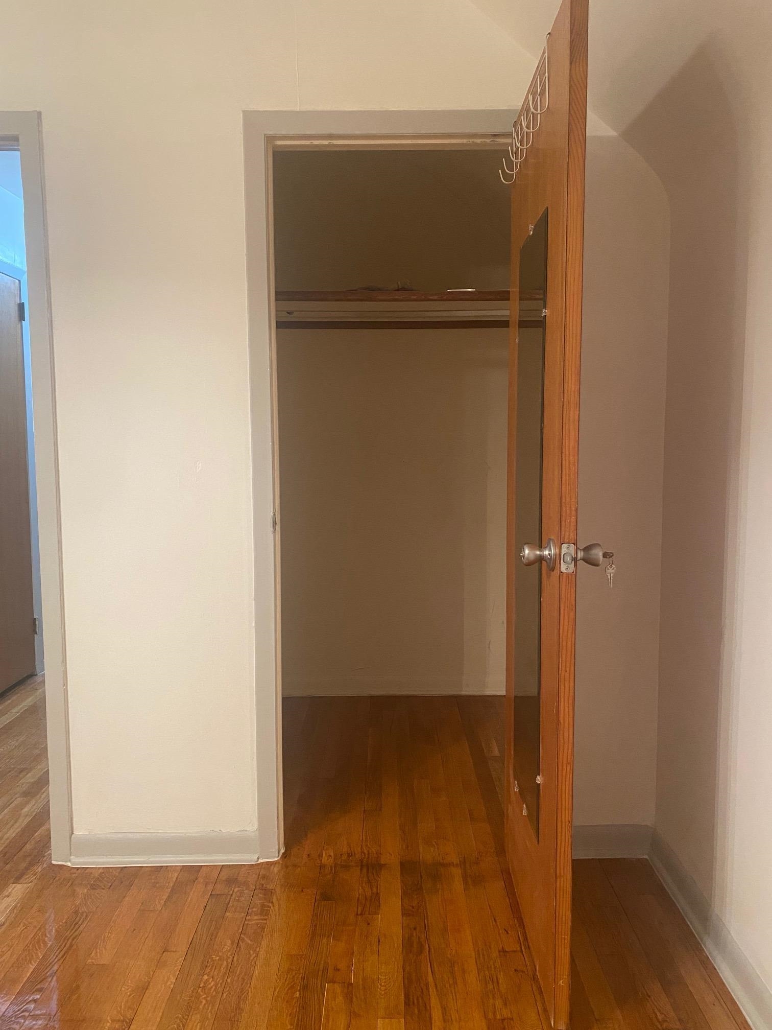 76 WEST 2ND ST Unit: 2