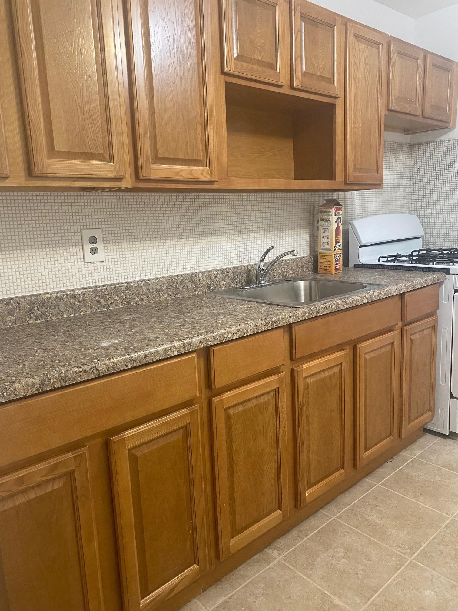 76 WEST 2ND ST Unit: 2