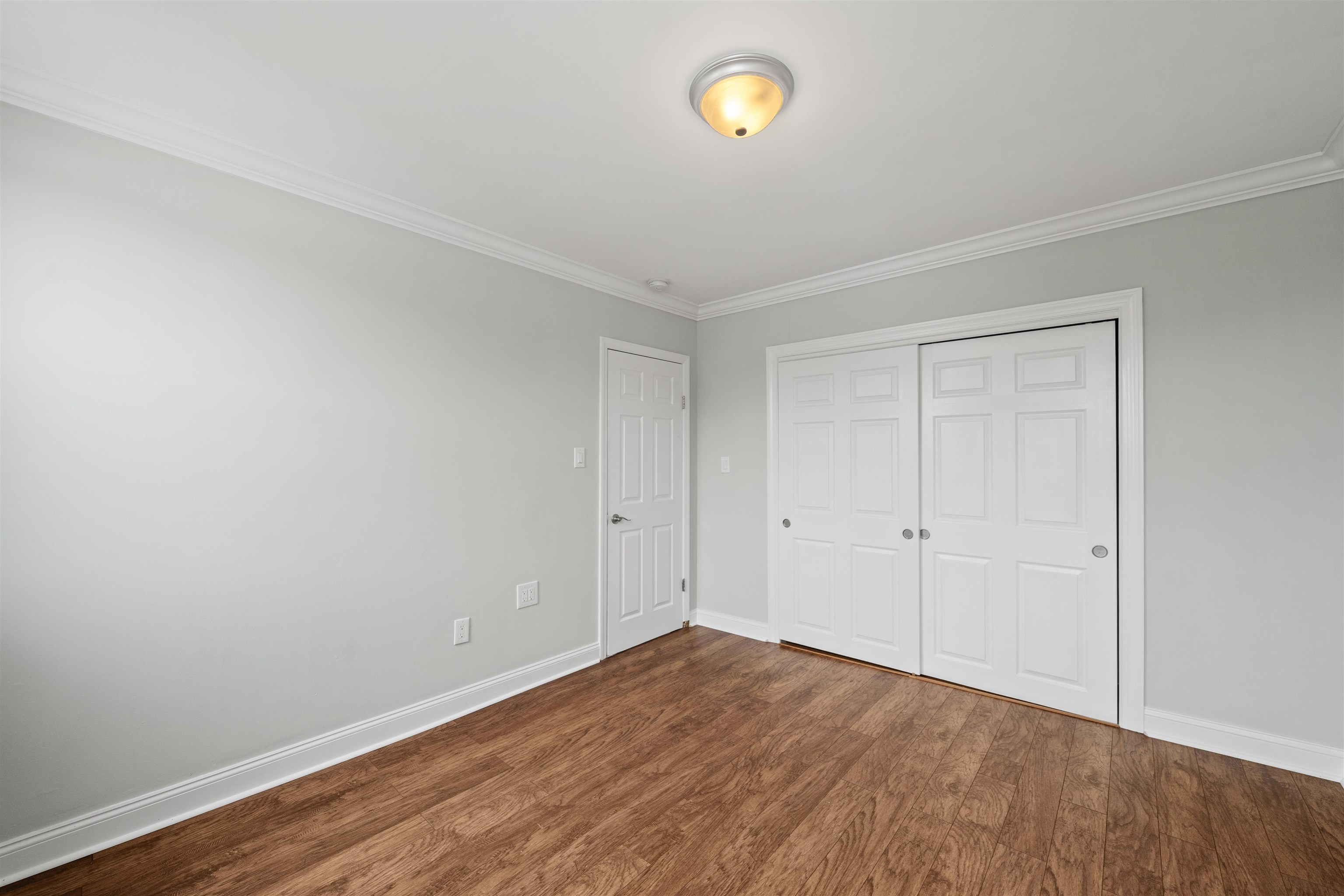 77 EAST 22ND ST Unit: 3