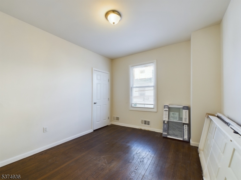 255 S 19Th St