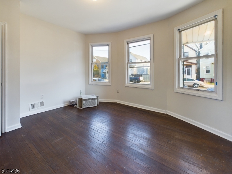 255 S 19Th St