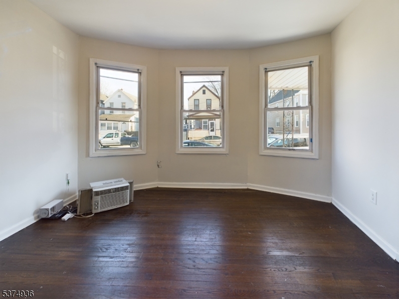 255 S 19Th St