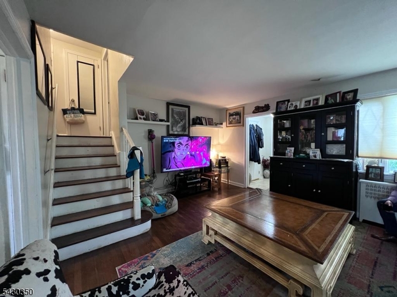 301 W Elm St