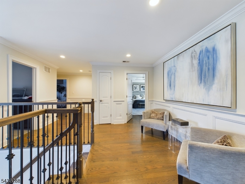 301 Garrett Rd