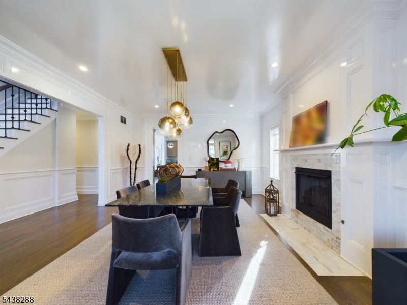 301 Garrett Rd