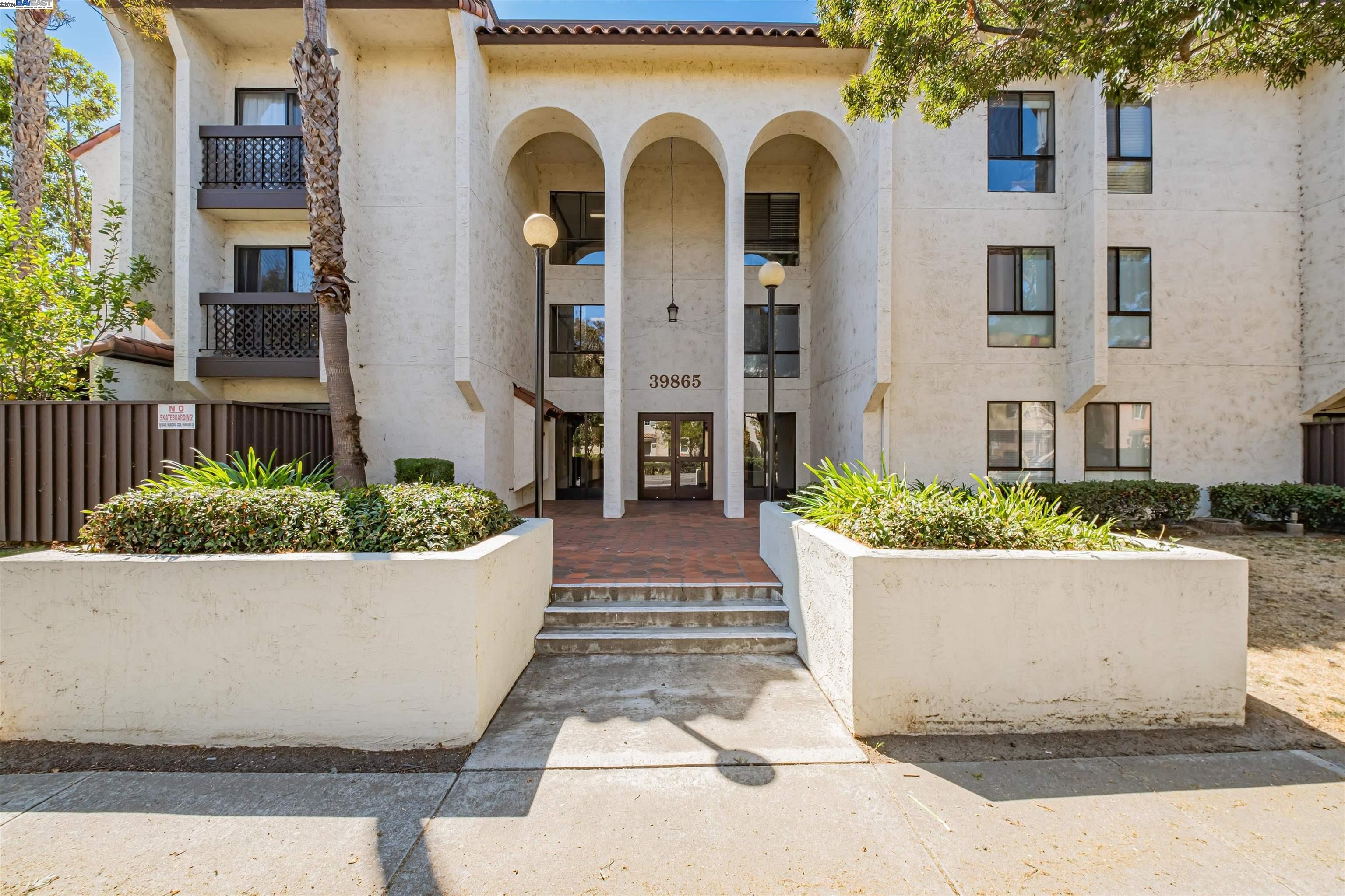 39865 Cedar Blvd # 143