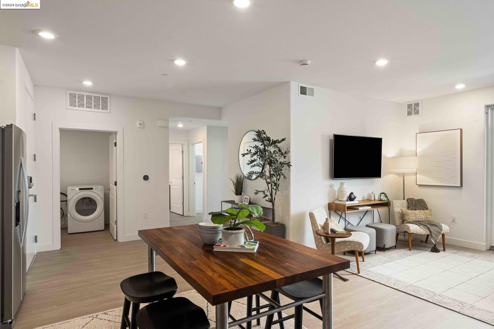 501 Somi CT # 407, Hayward Unit: 407