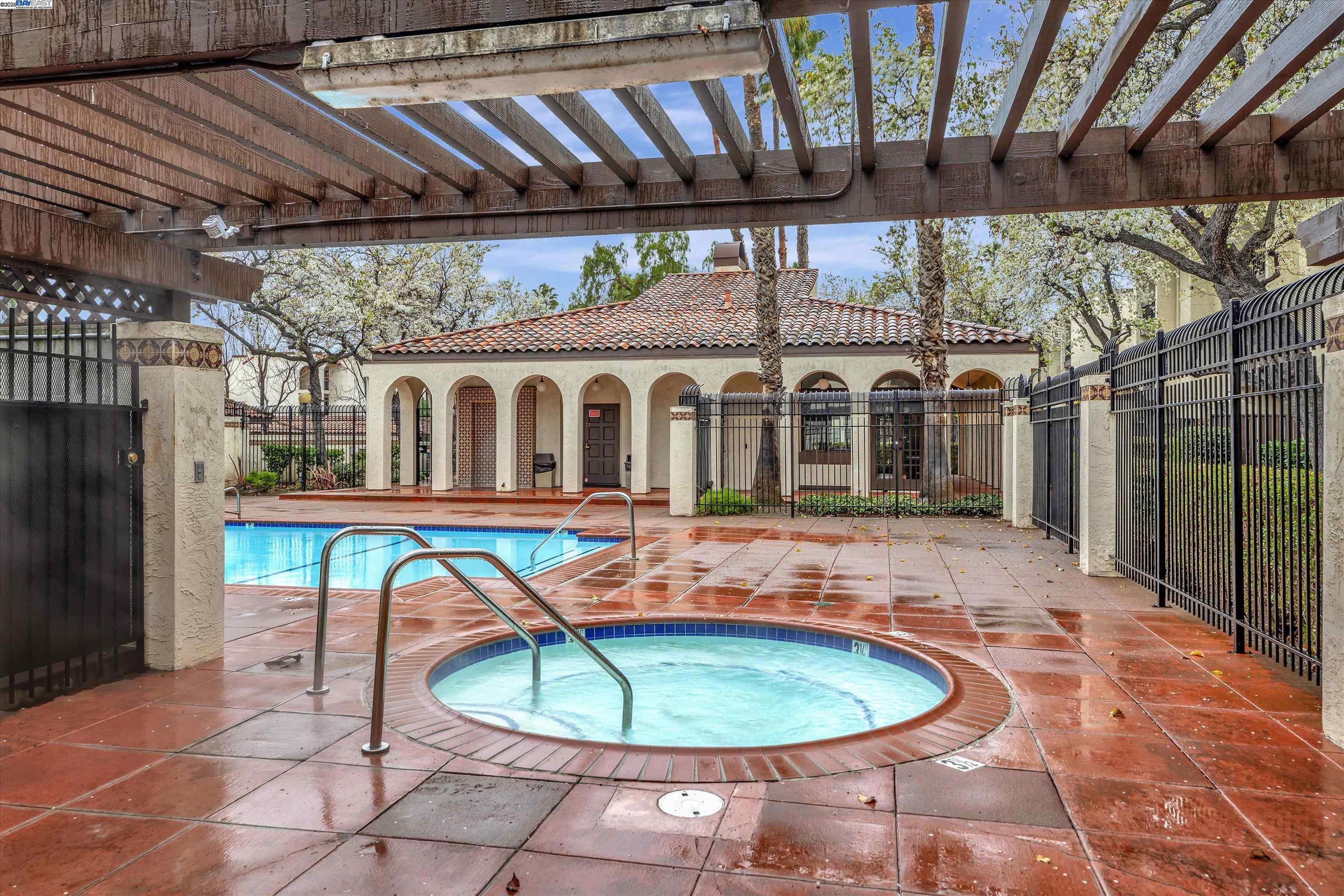 39975 Cedar Blvd # 339