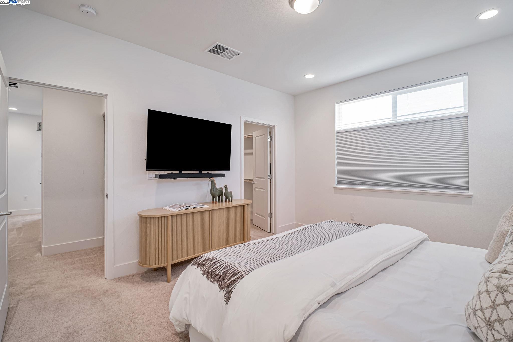 122 Notion Way, Hayward