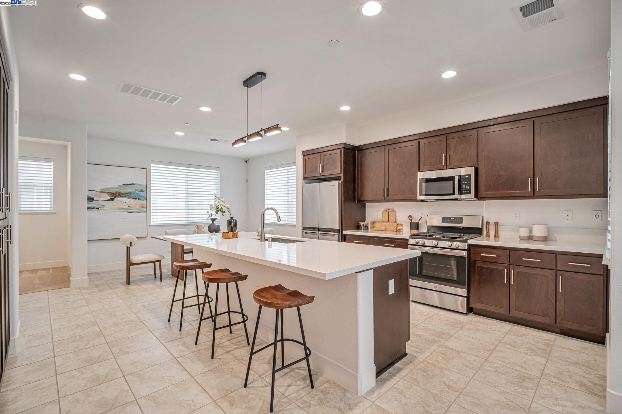 122 Notion Way, Hayward