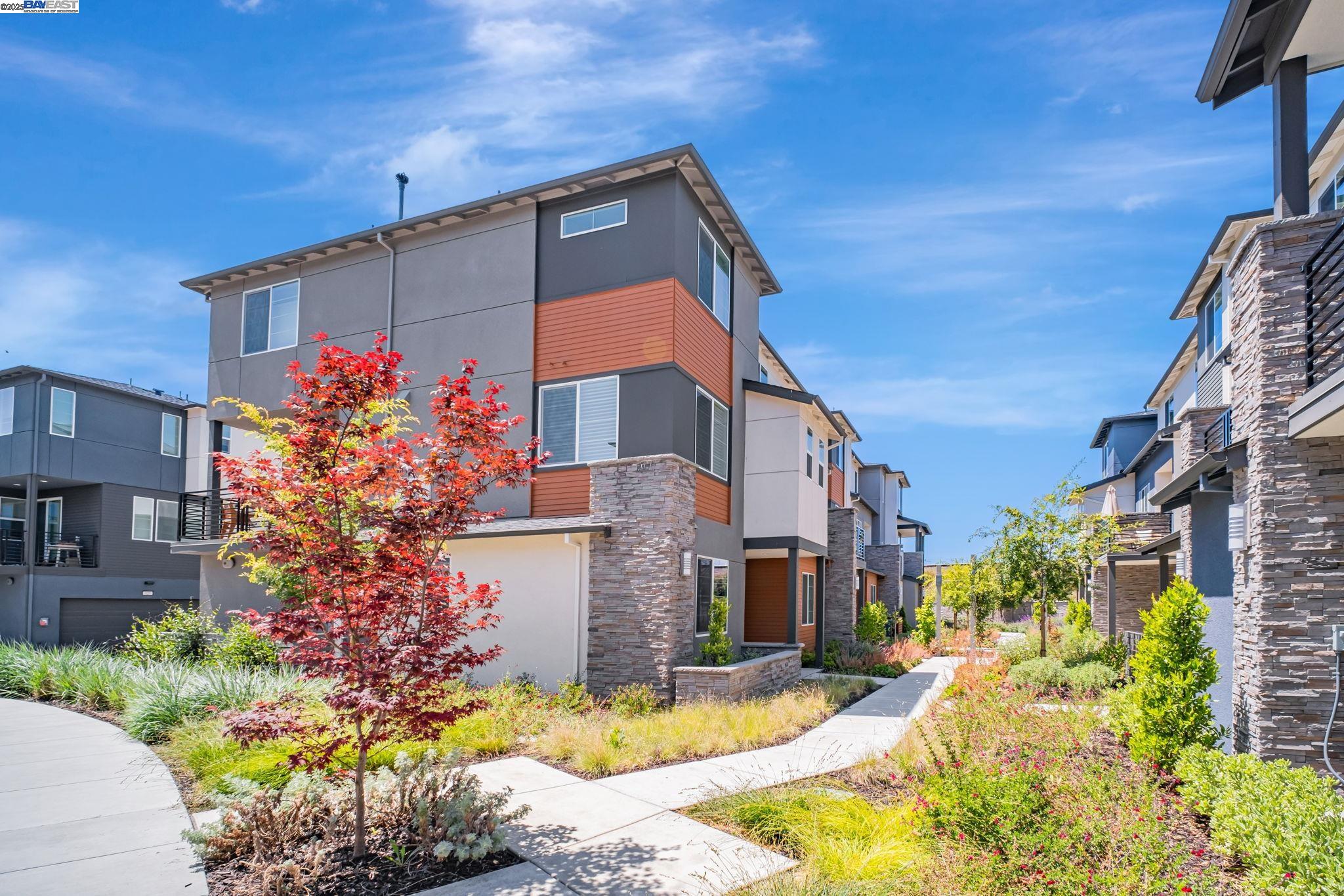 122 Notion Way, Hayward