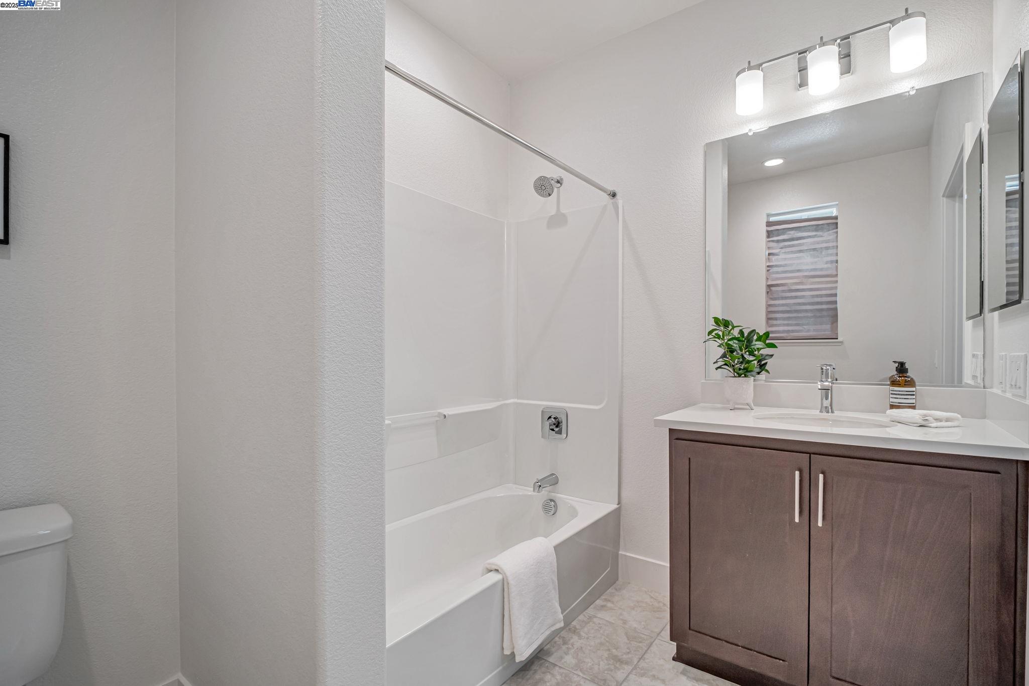 122 Notion Way, Hayward