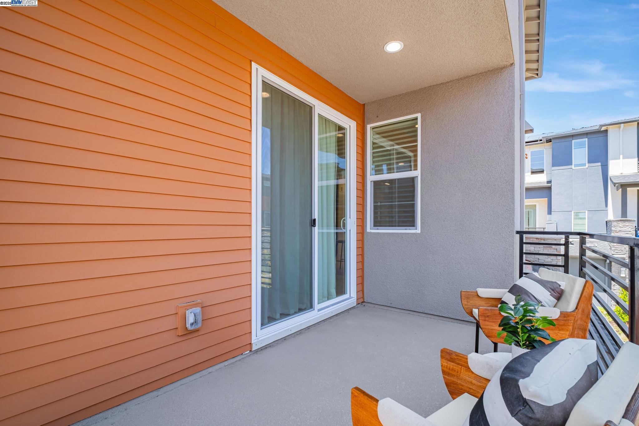 122 Notion Way, Hayward