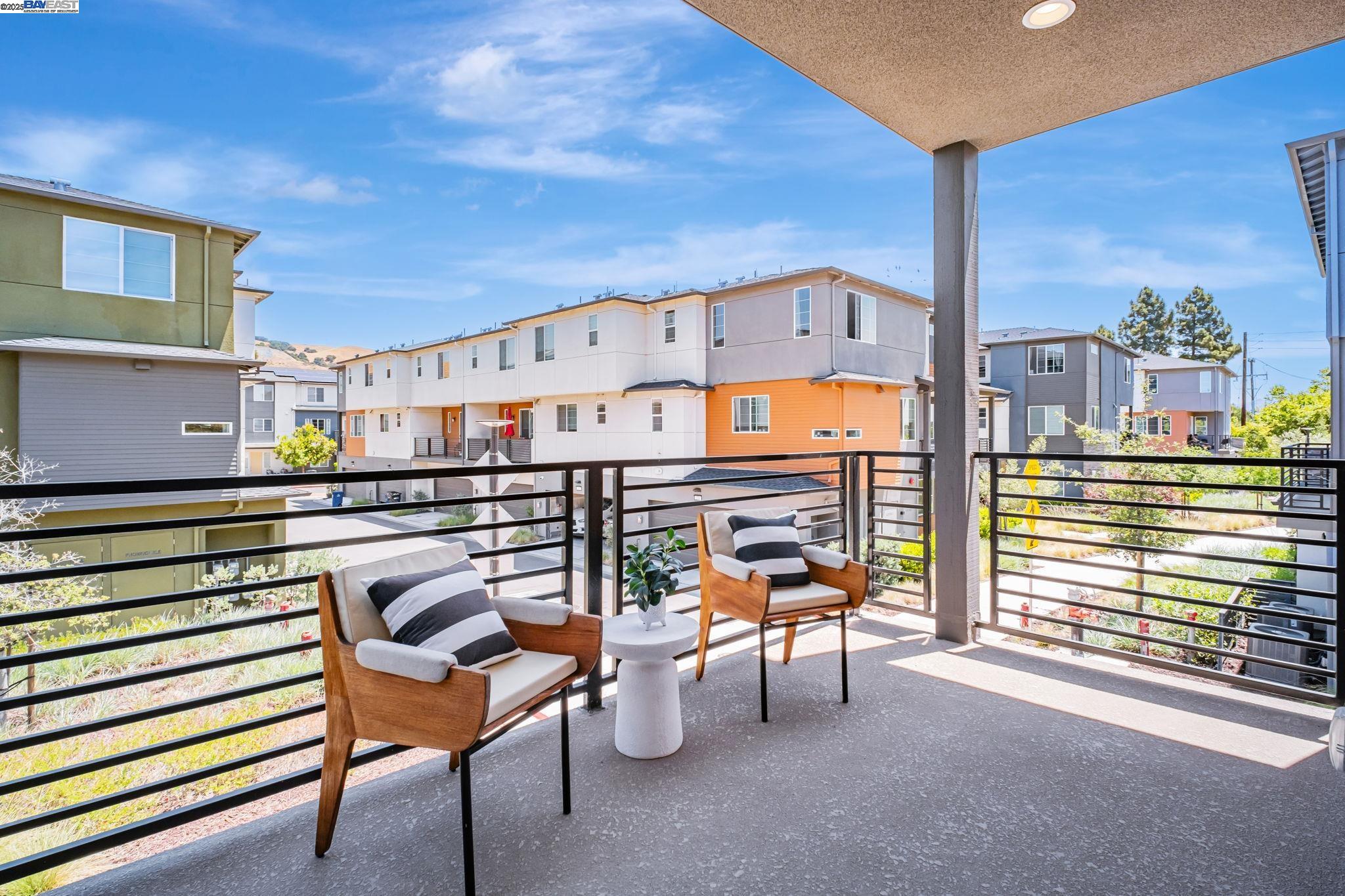 122 Notion Way, Hayward