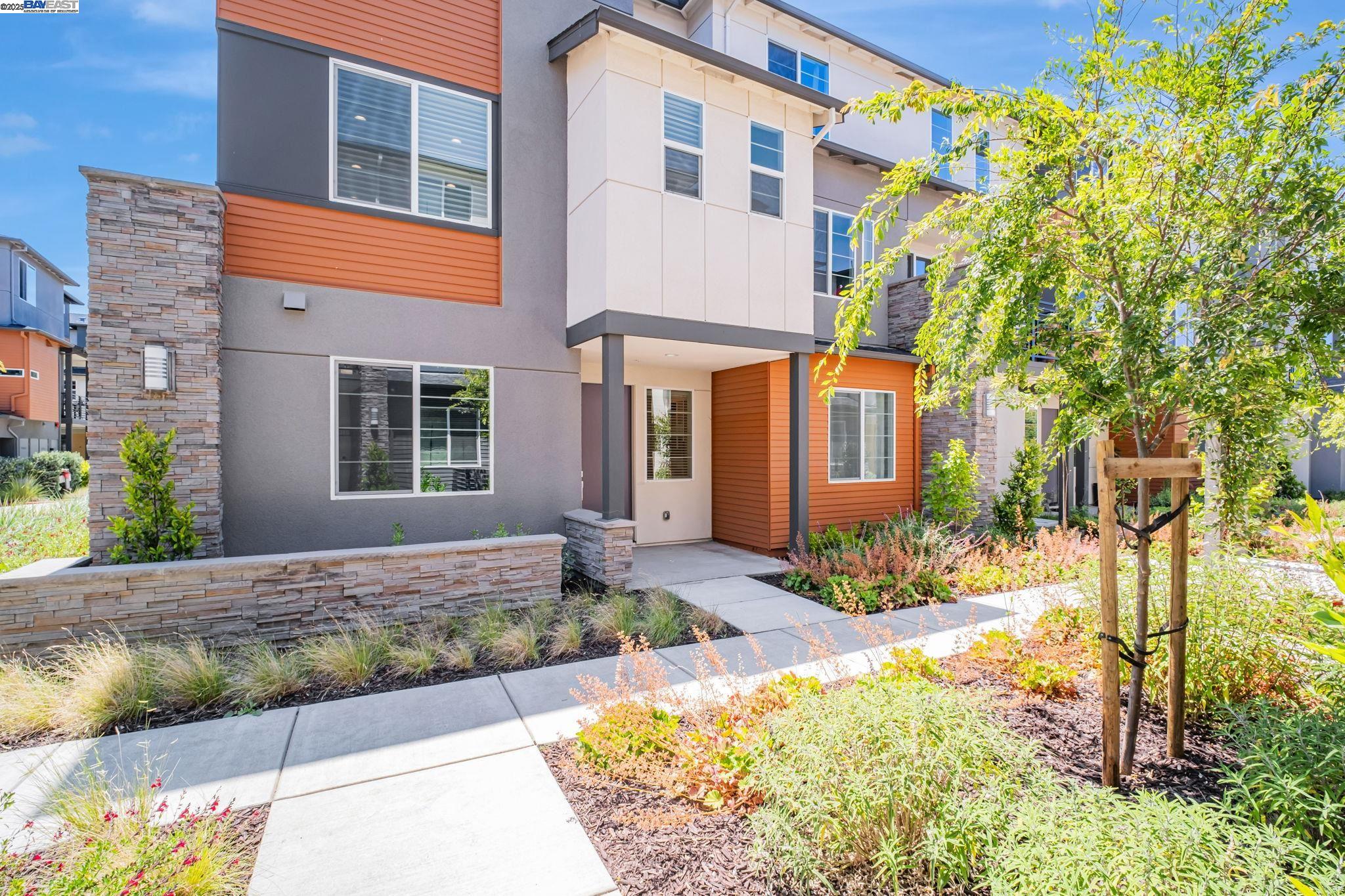 122 Notion Way, Hayward