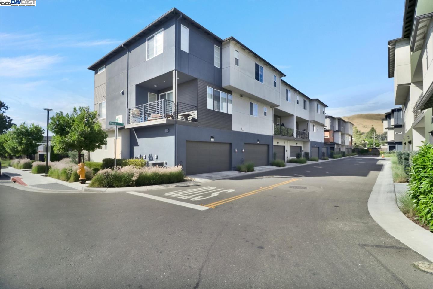 122 Notion Way, Hayward