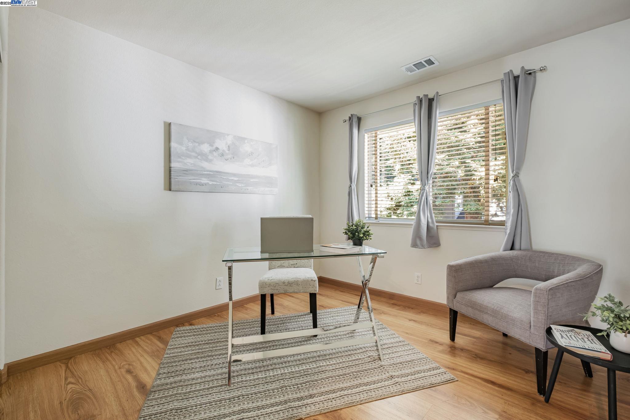 3840 Springfield Cmn