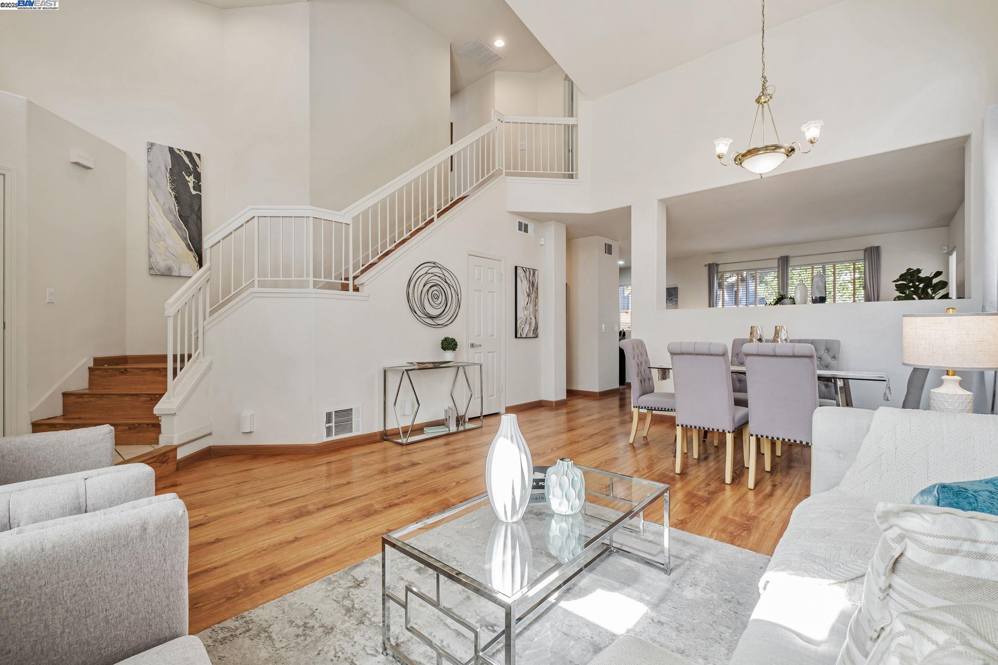 3840 Springfield Cmn