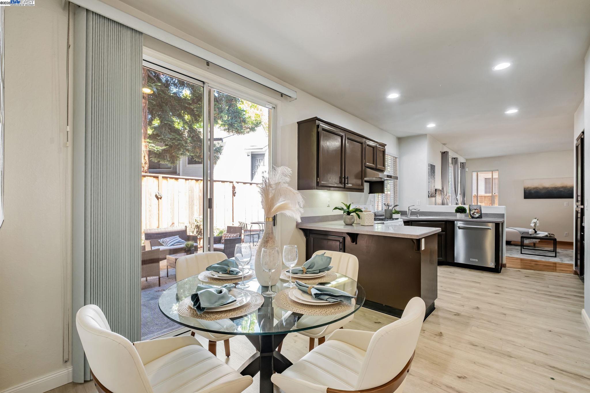 3840 Springfield Cmn