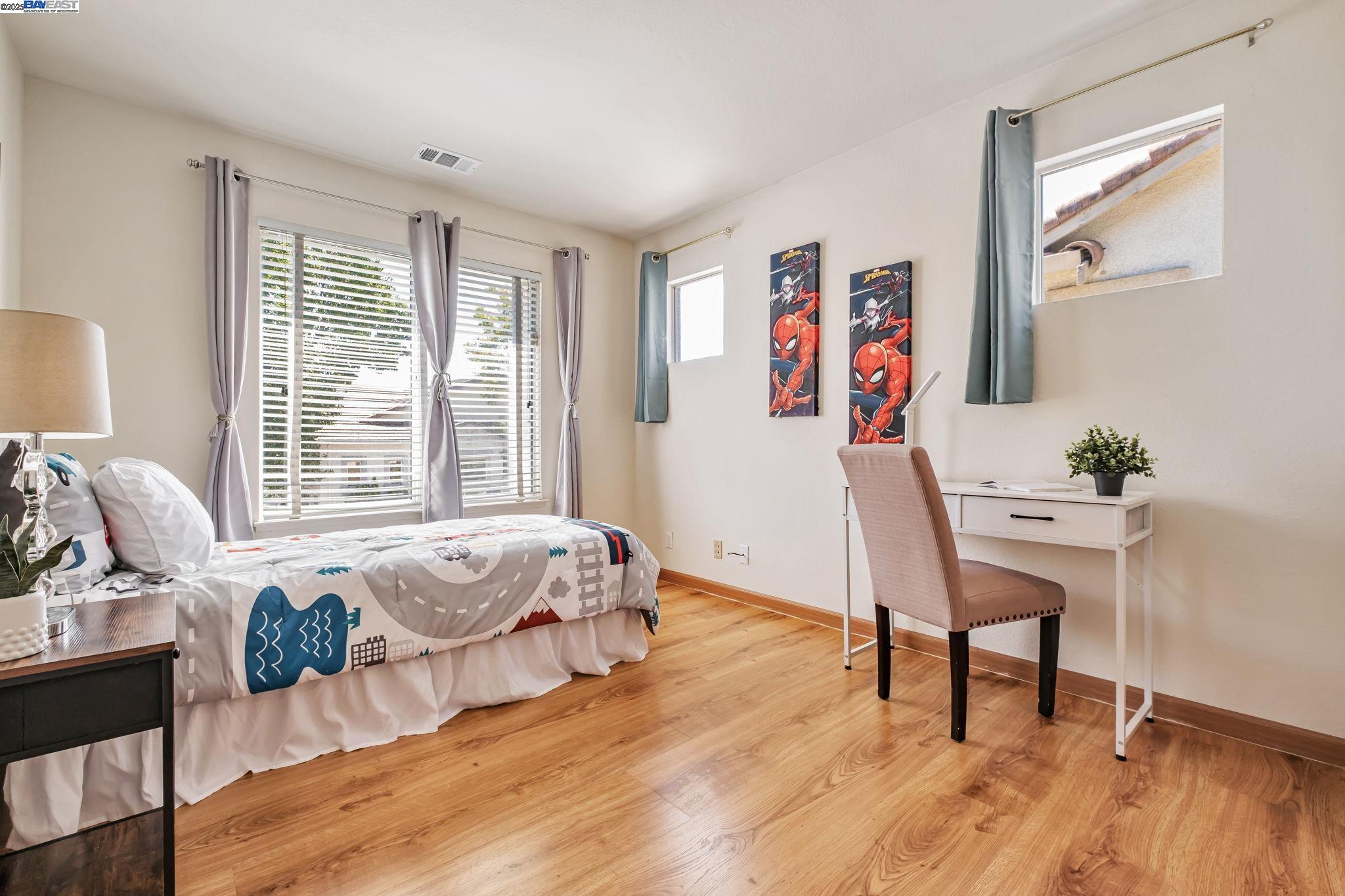 3840 Springfield Cmn