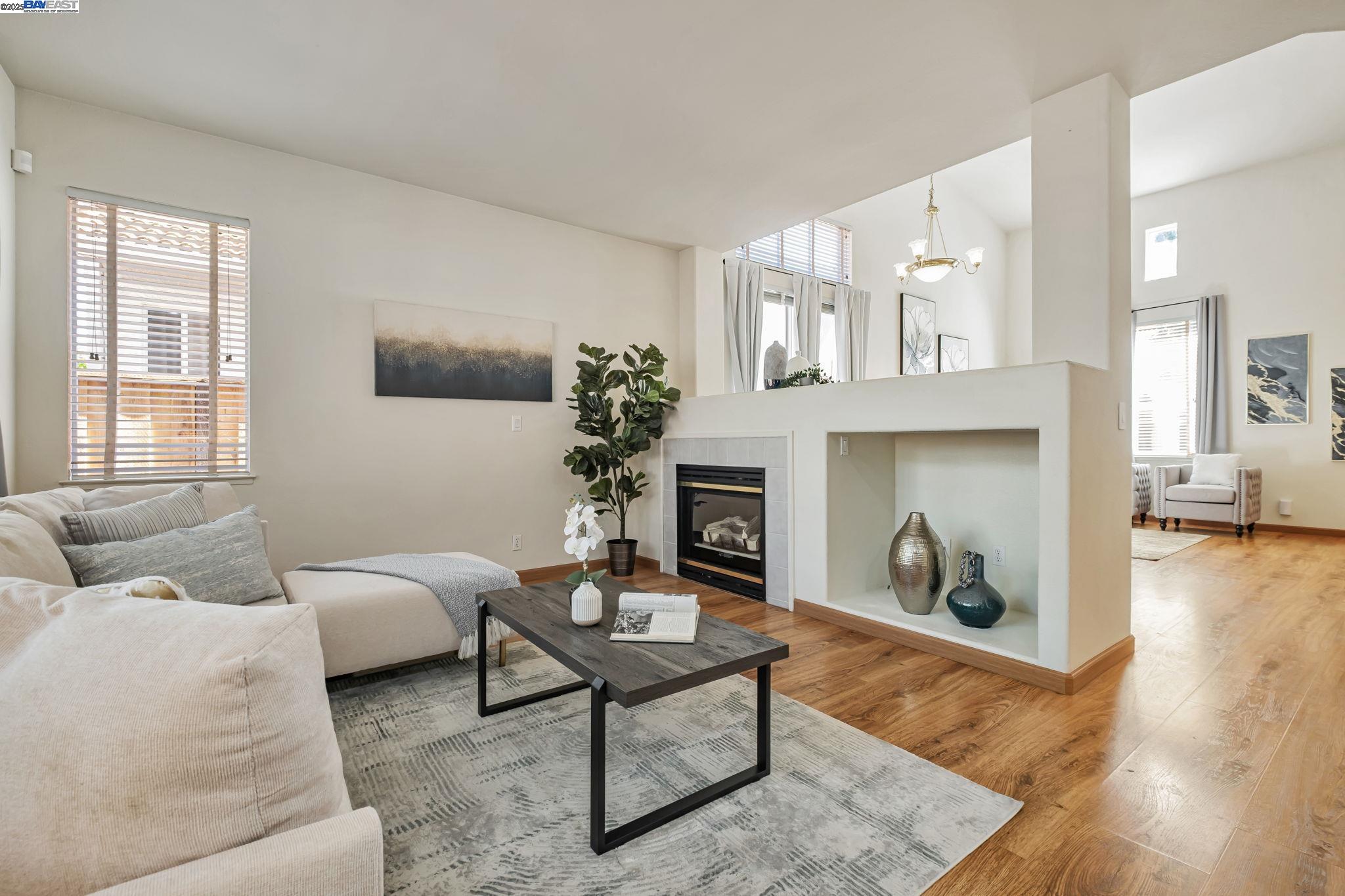 3840 Springfield Cmn