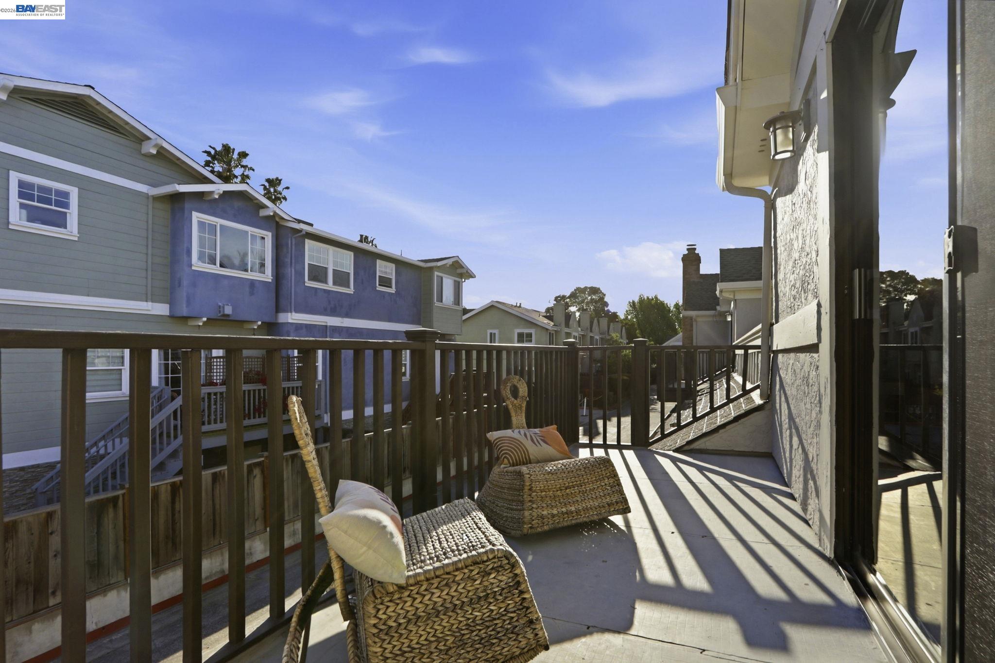 377 S Bernardo Ave