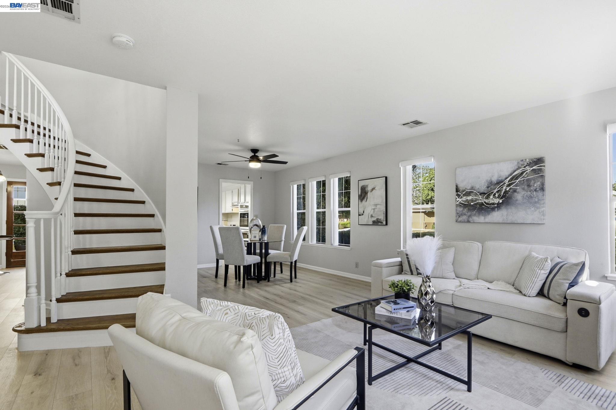 377 S Bernardo Ave