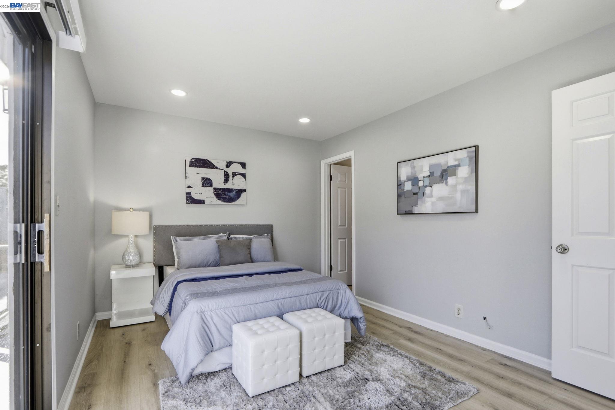 377 S Bernardo Ave