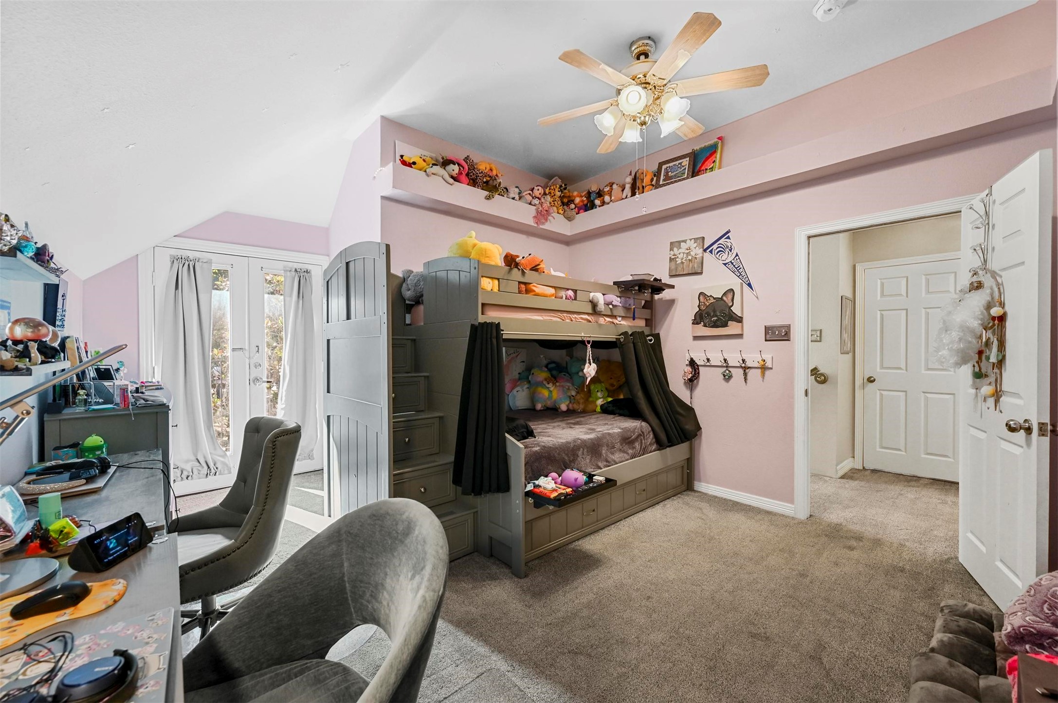 127 Country Vista Circle