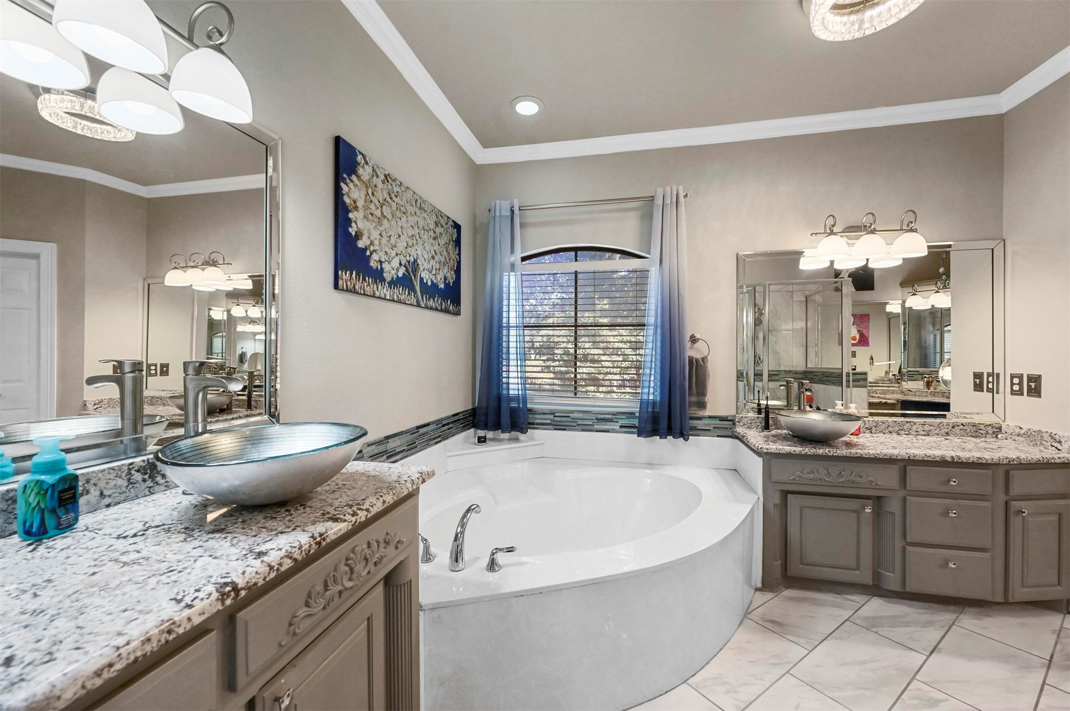 127 Country Vista Circle