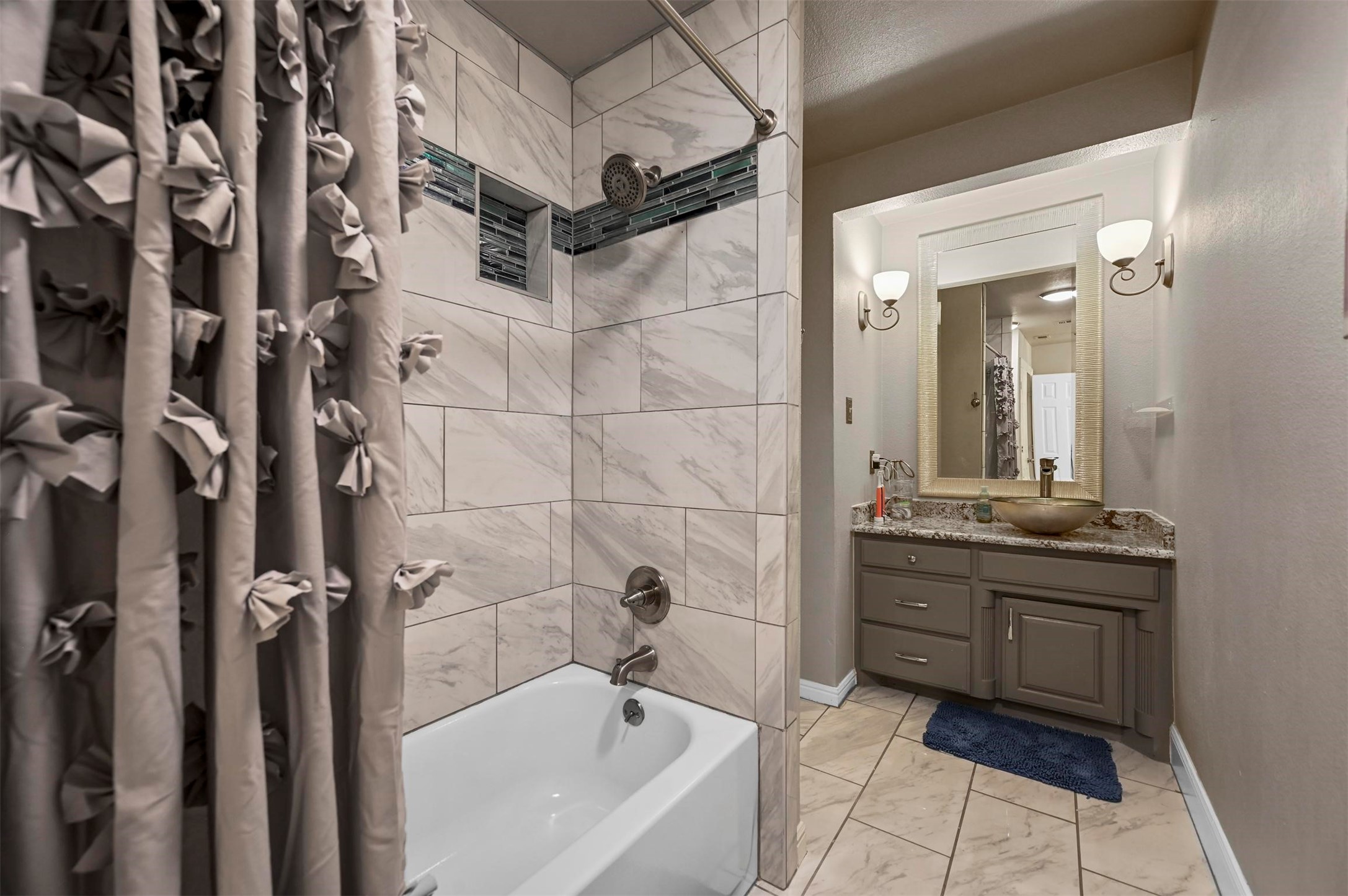 127 Country Vista Circle