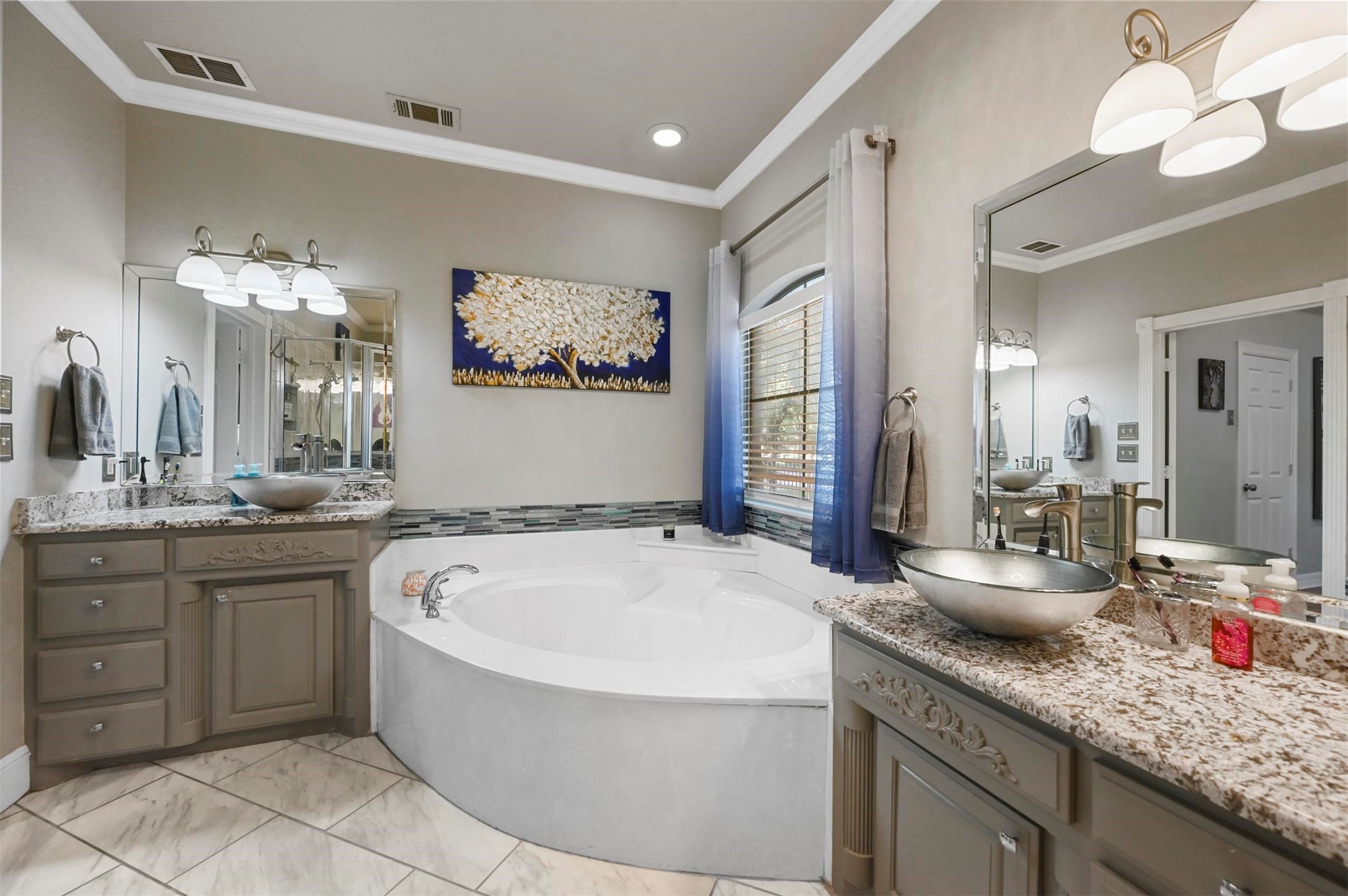 127 Country Vista Circle