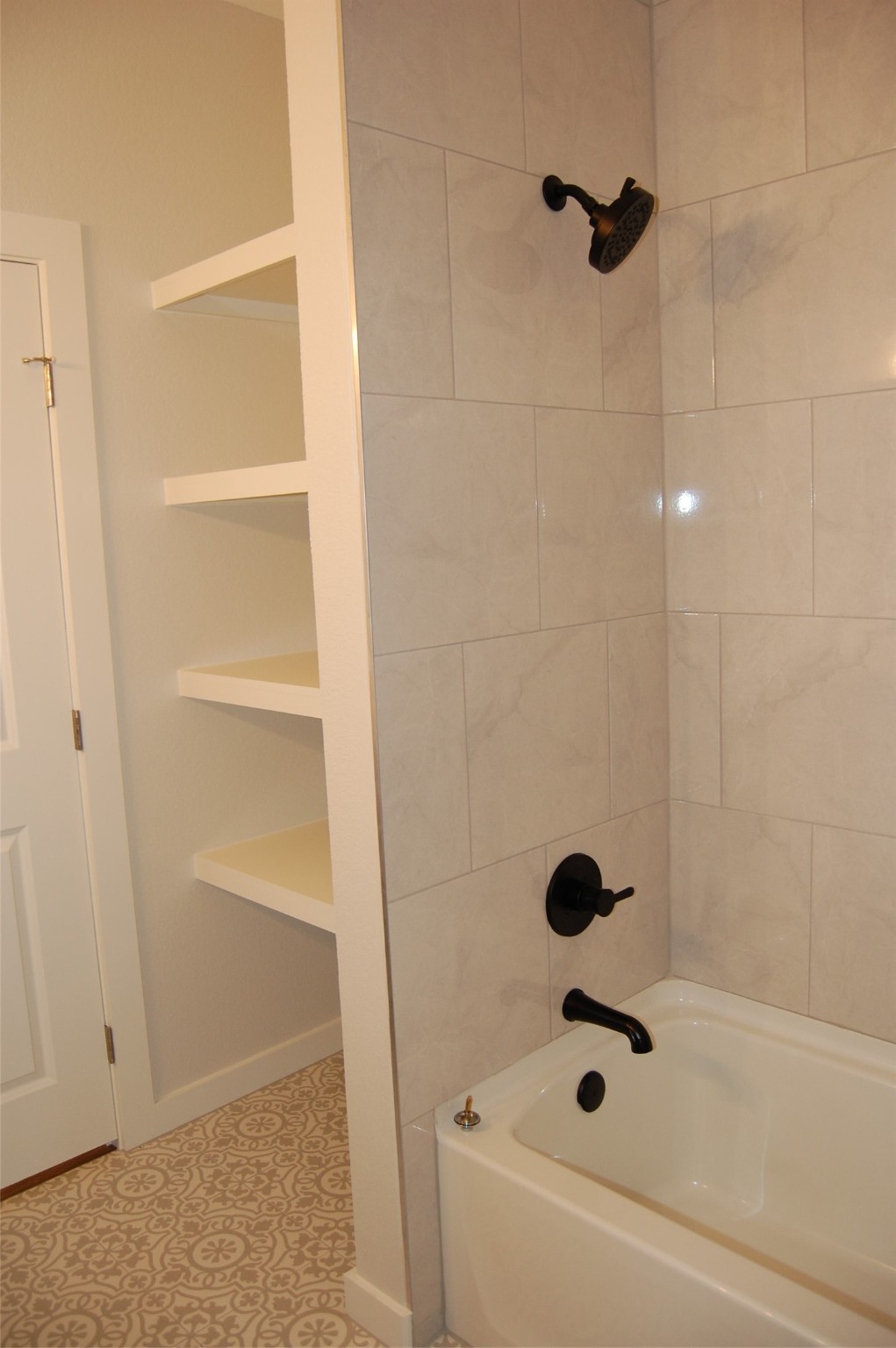 2510 Lakeridge Drive