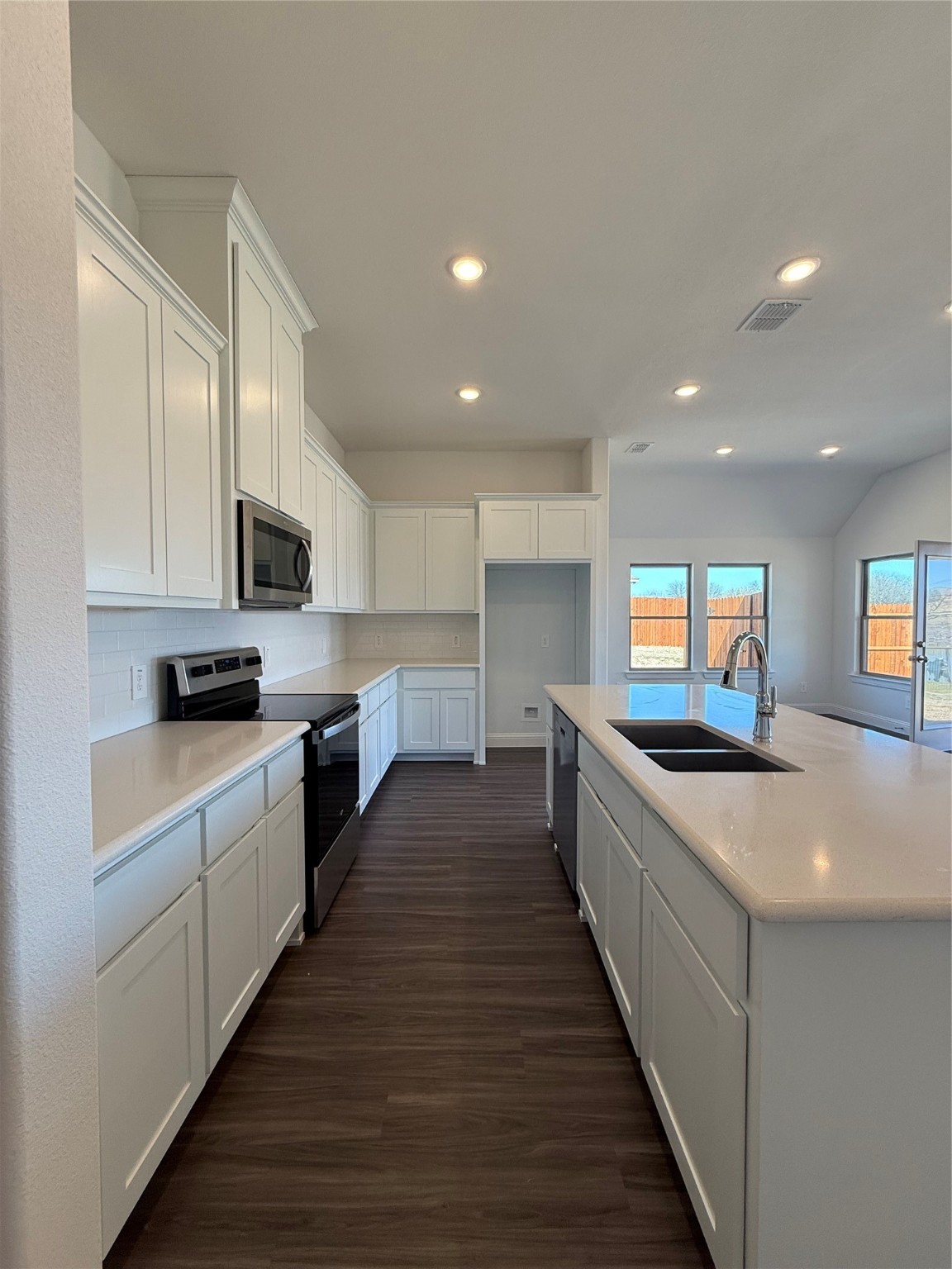 9900 County Road 1001