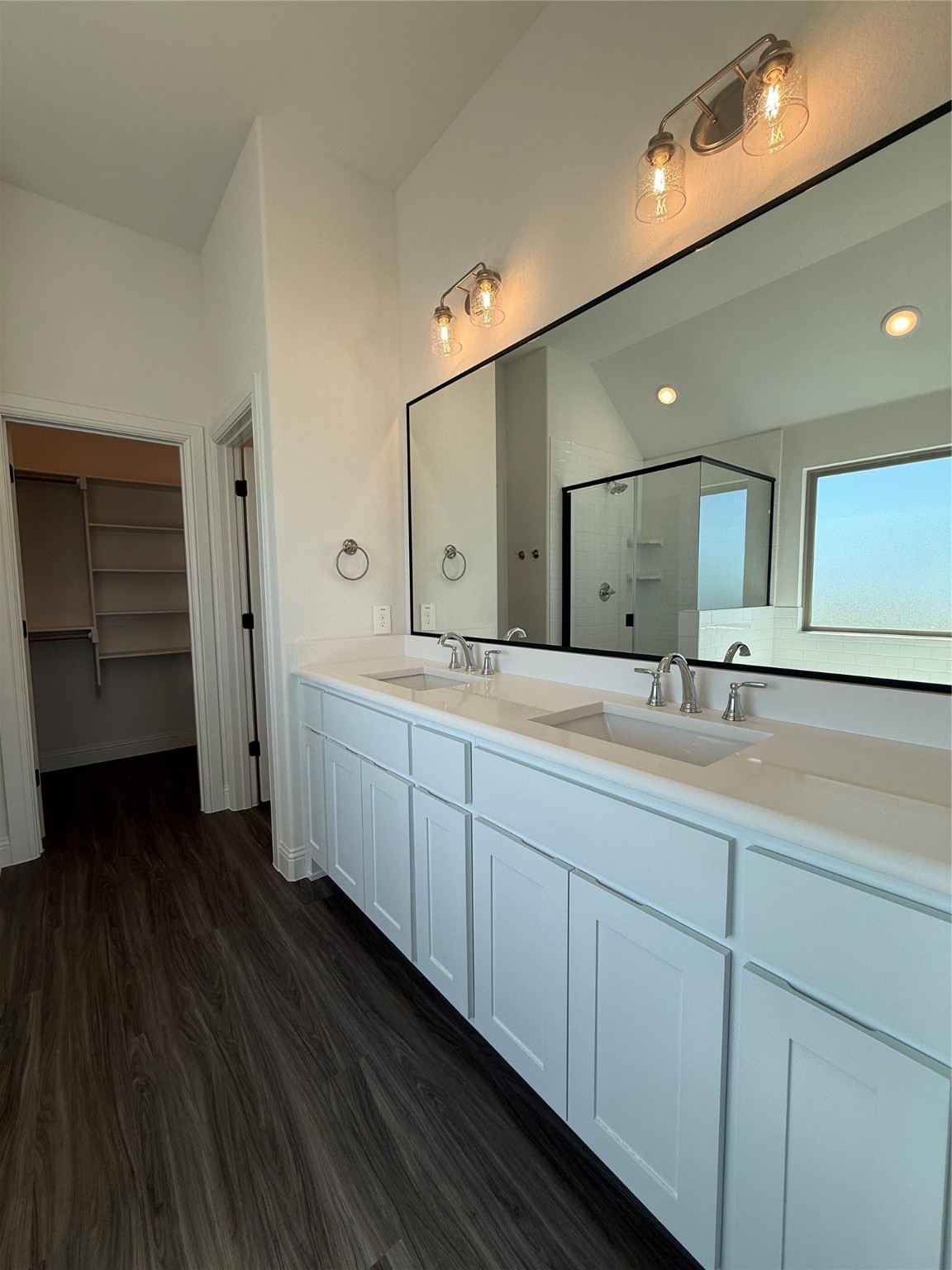 9900 County Road 1001