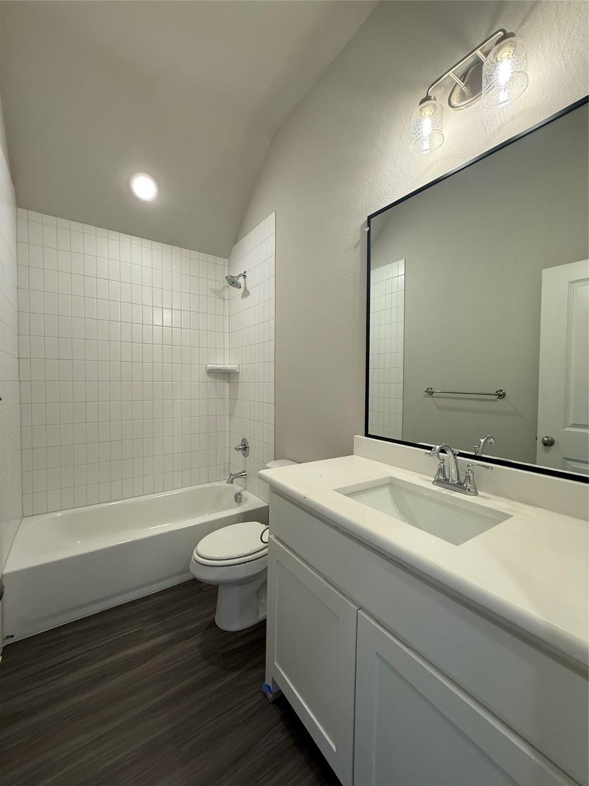 9948 County Road 1001