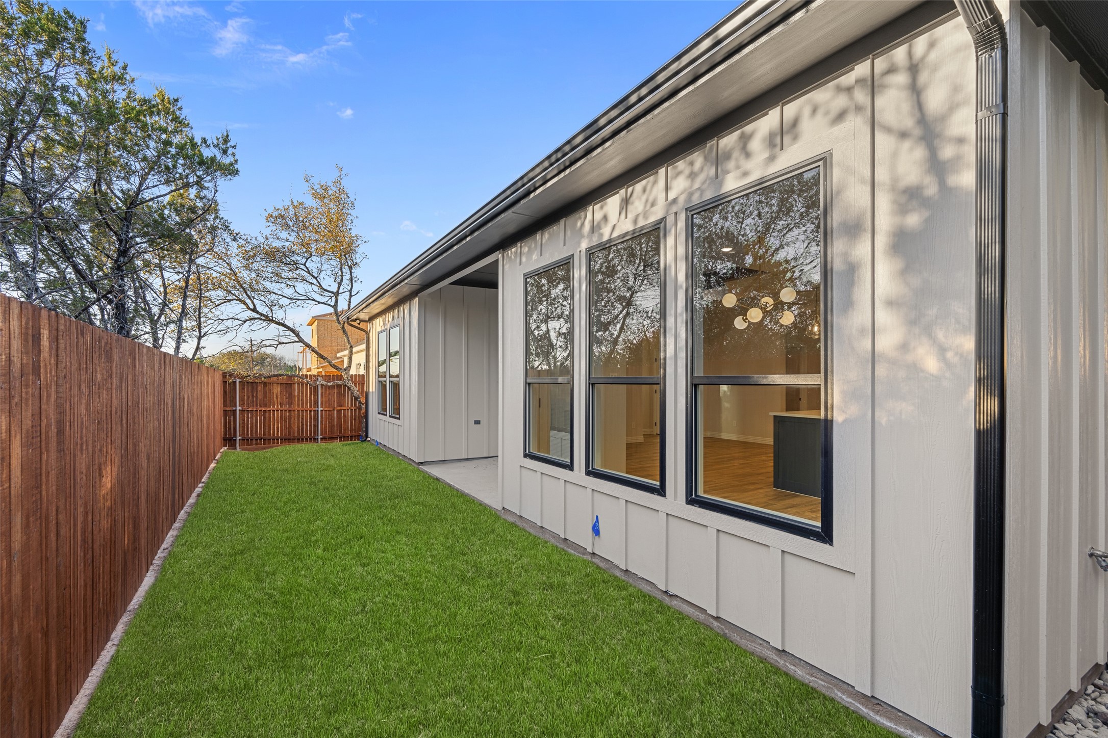 5606 San Jacinto Drive