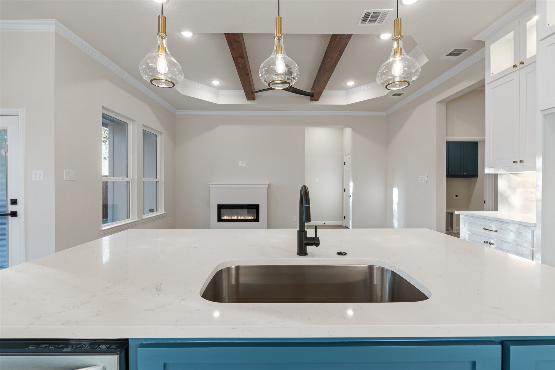 5606 San Jacinto Drive