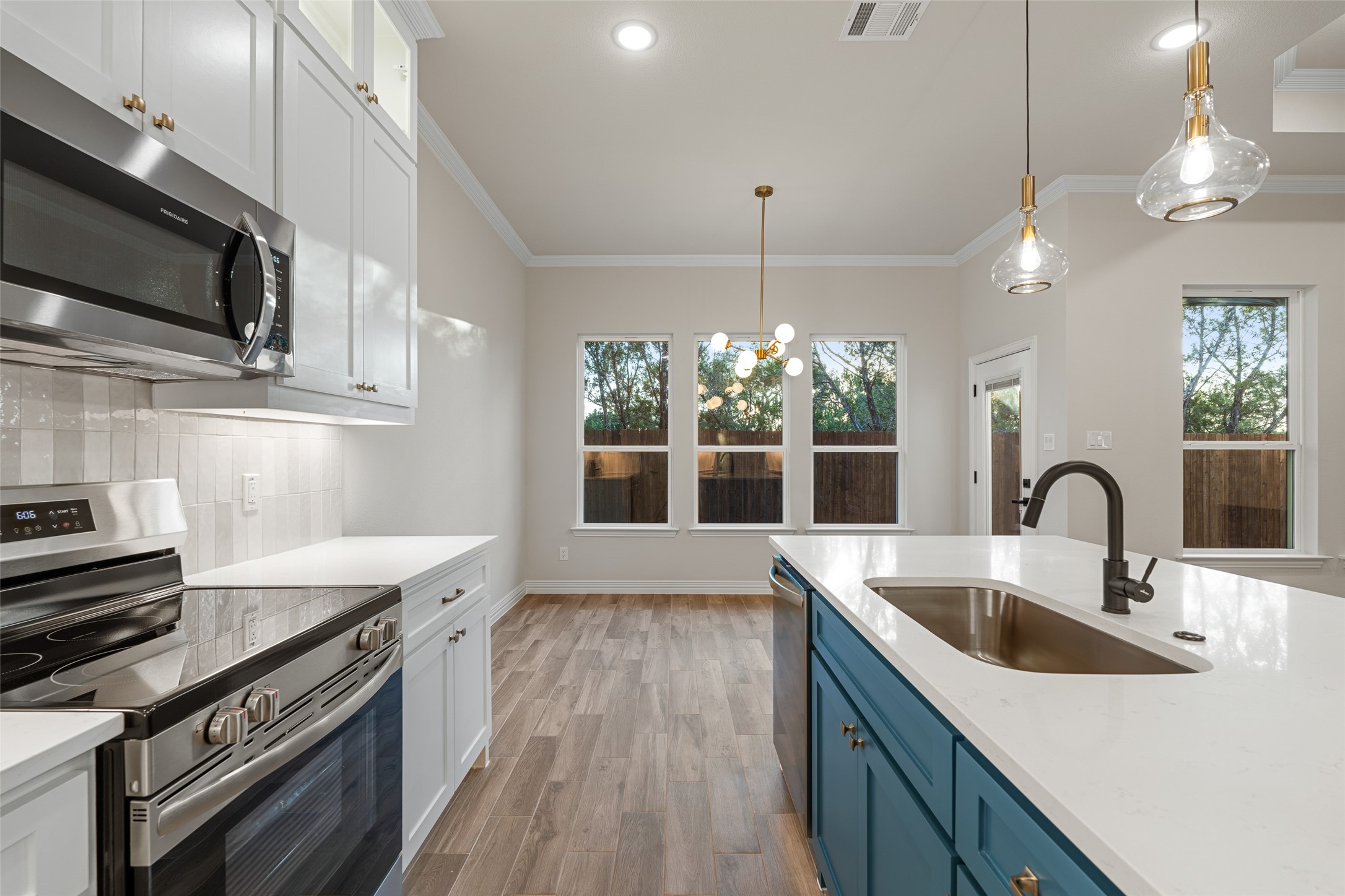 5606 San Jacinto Drive