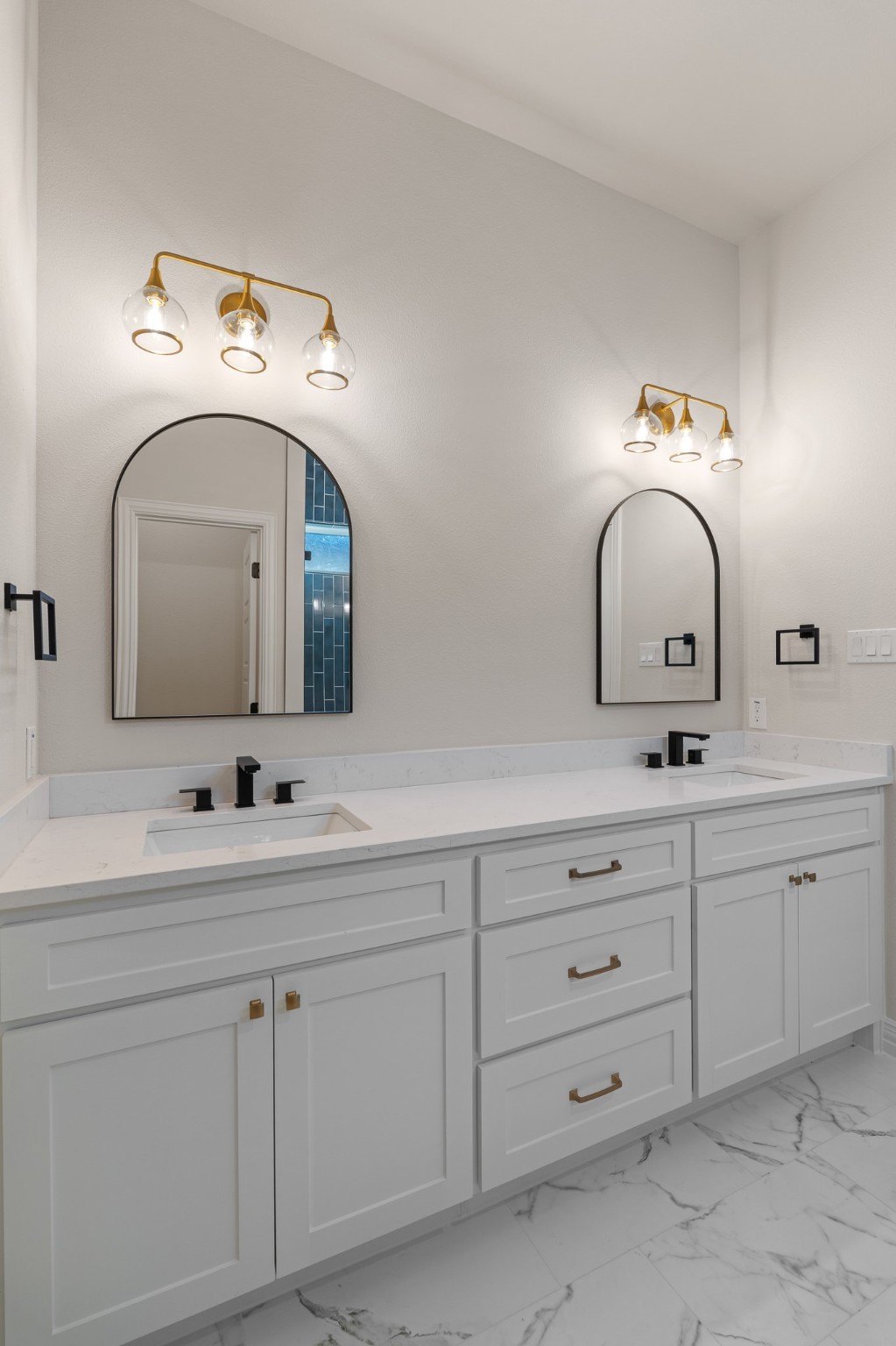 5606 San Jacinto Drive