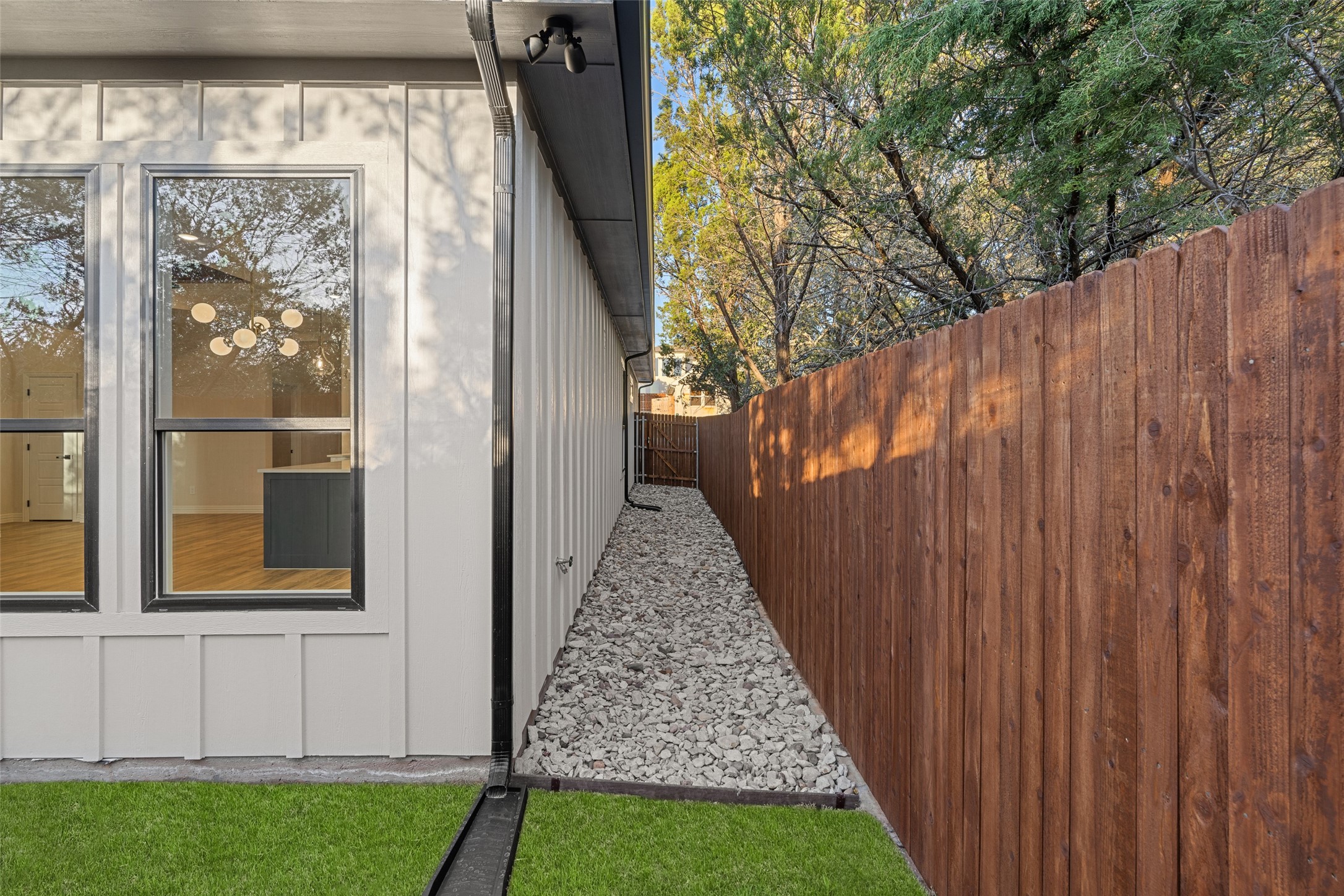 5606 San Jacinto Drive