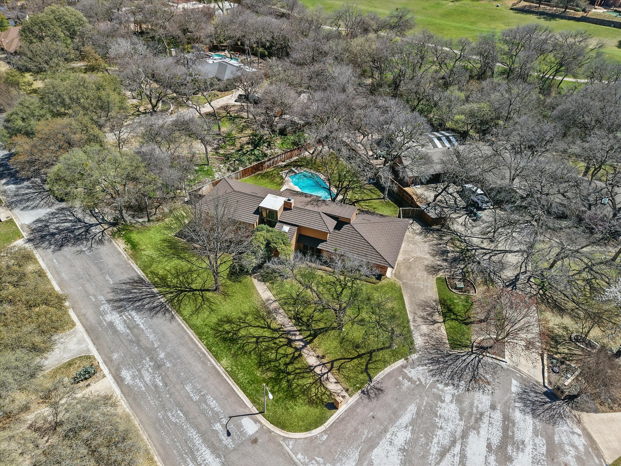 7429 Lochwood Court