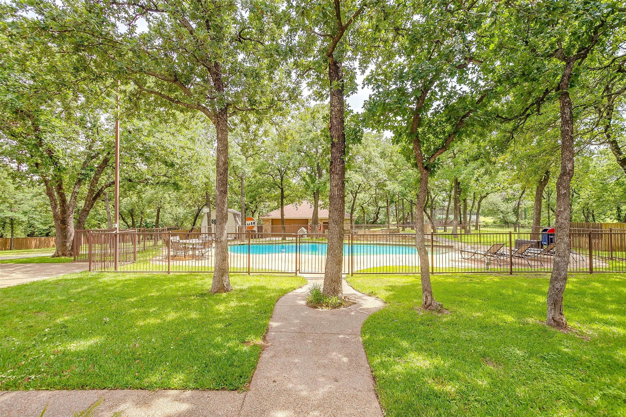 129 Country Vista Circle