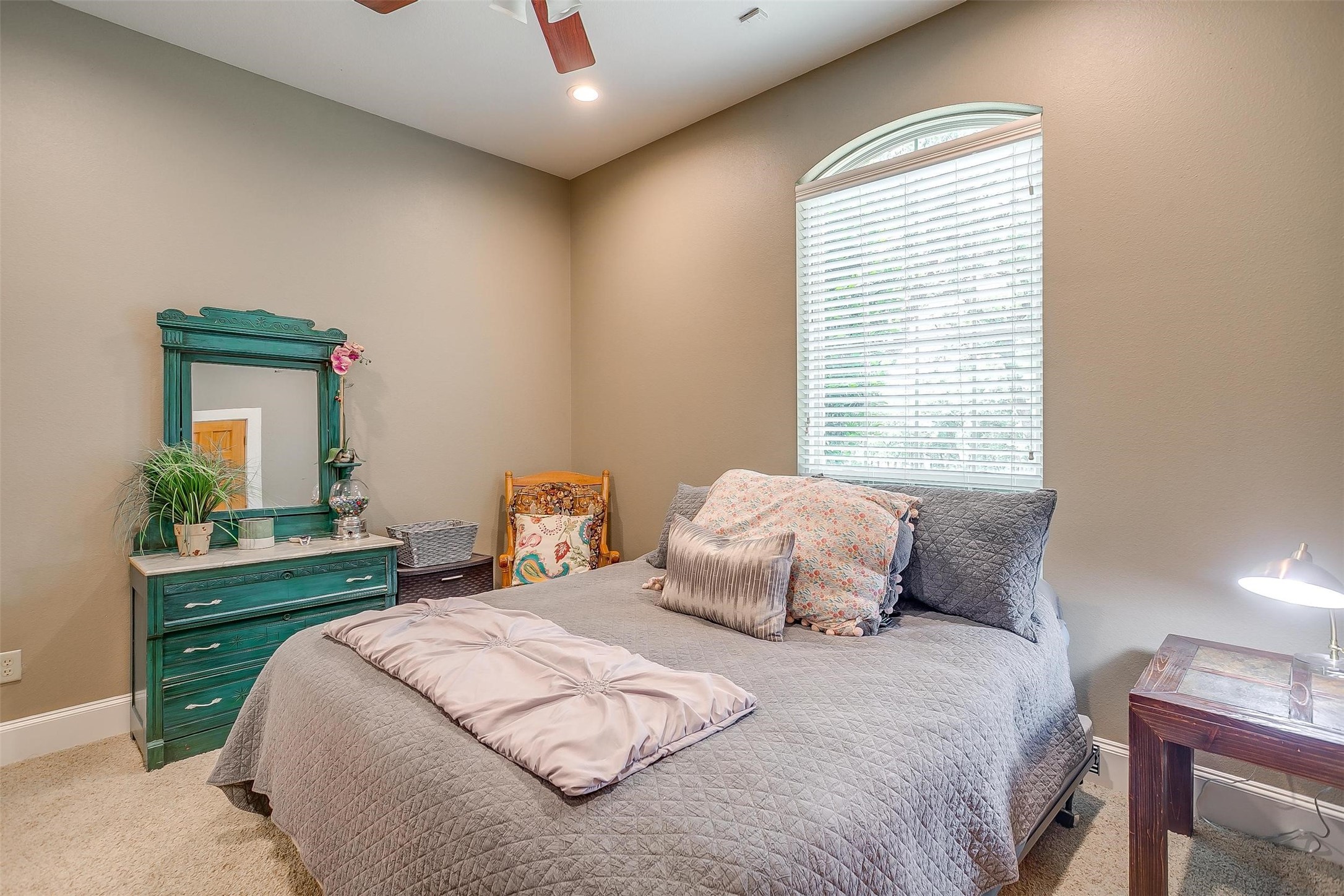 129 Country Vista Circle