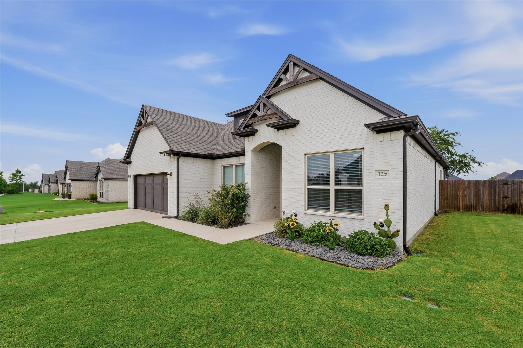 125 Oak View Drive