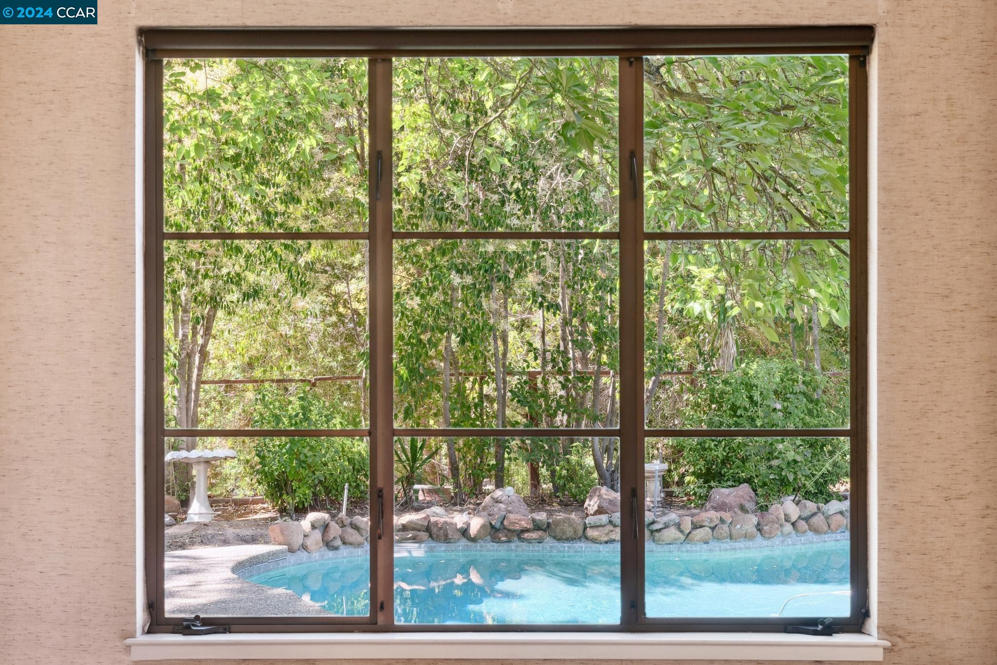 1409 Emmons Canyon Dr