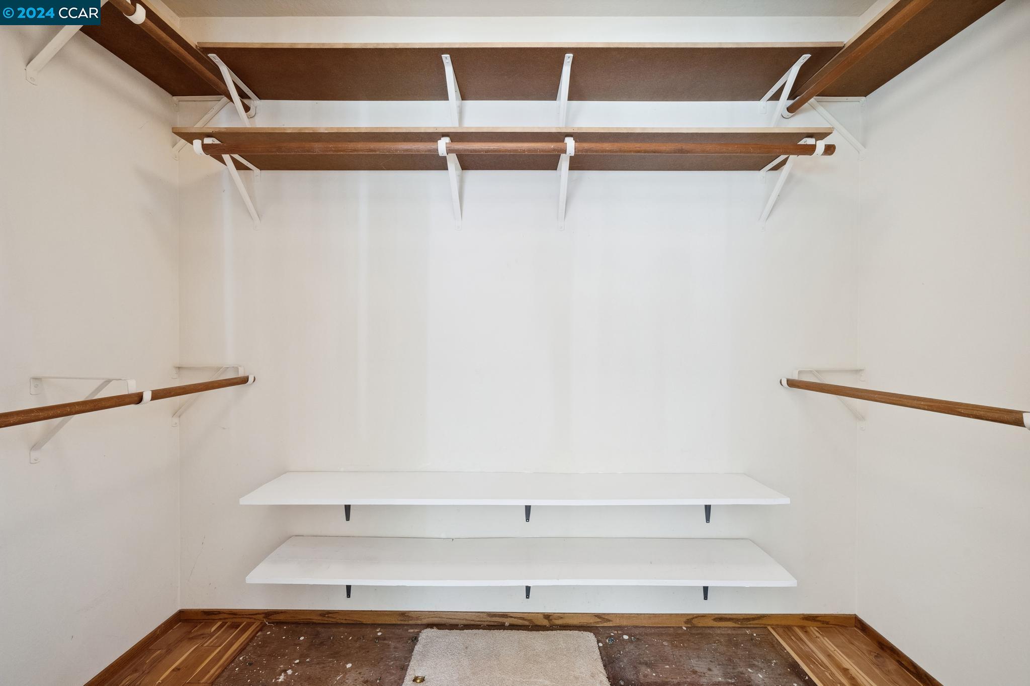 1409 Emmons Canyon Dr