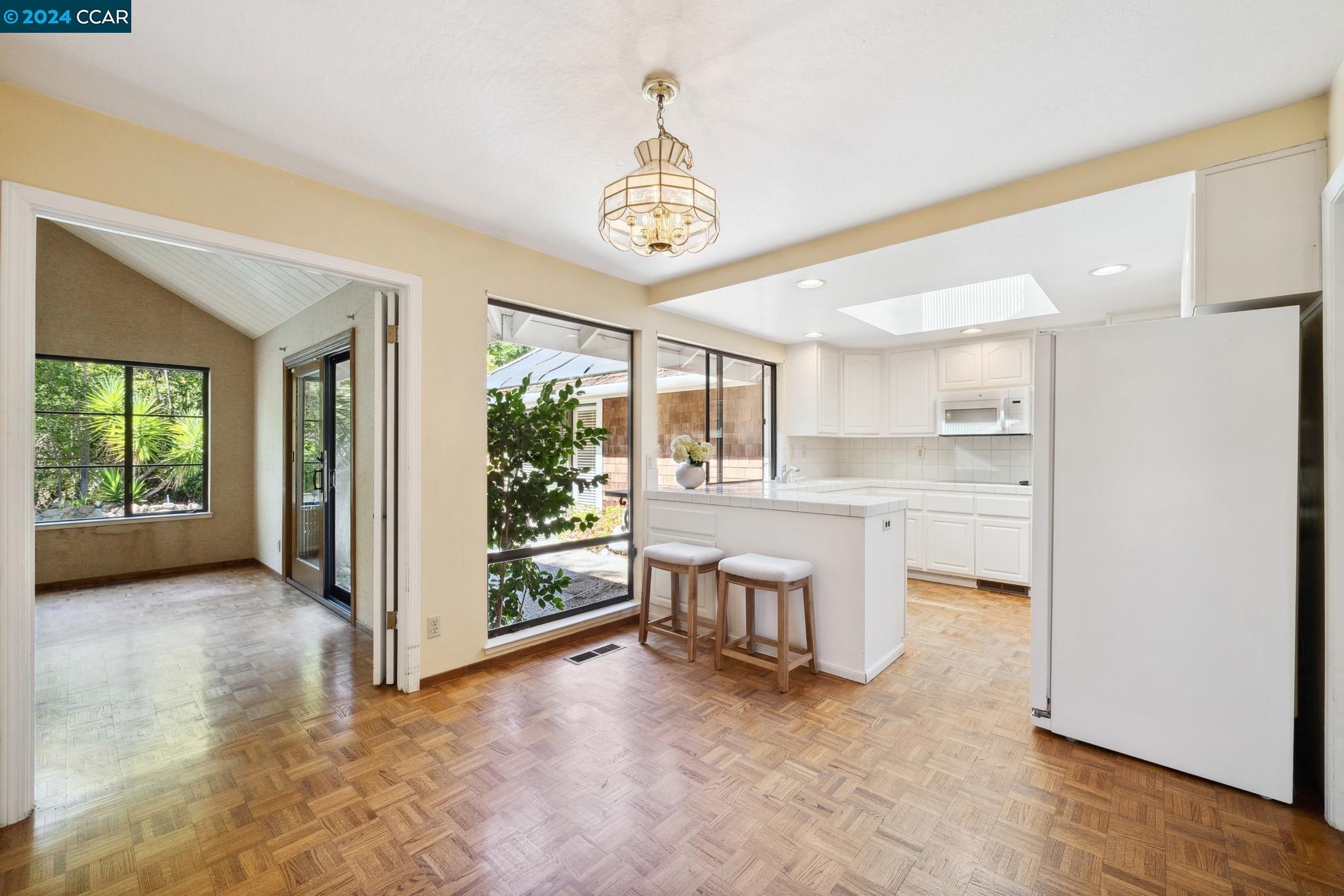 1409 Emmons Canyon Dr