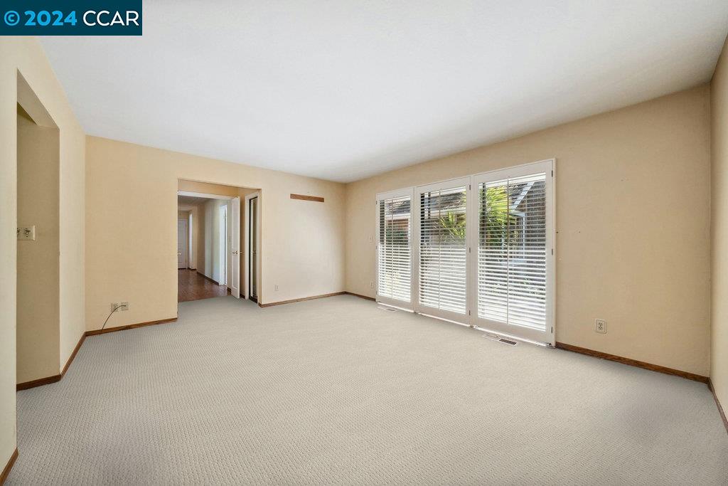 1409 Emmons Canyon Dr